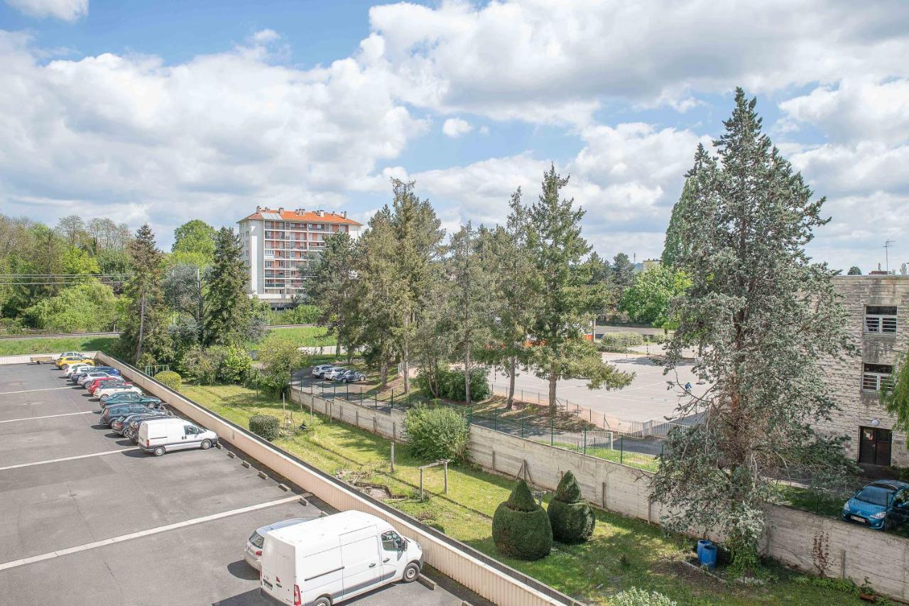 Le Raymond - Appartement Proche Du Centre Sportif, Des Rives De L'Allier Et Du Centre-Ville - Parking Vichy Exterior photo